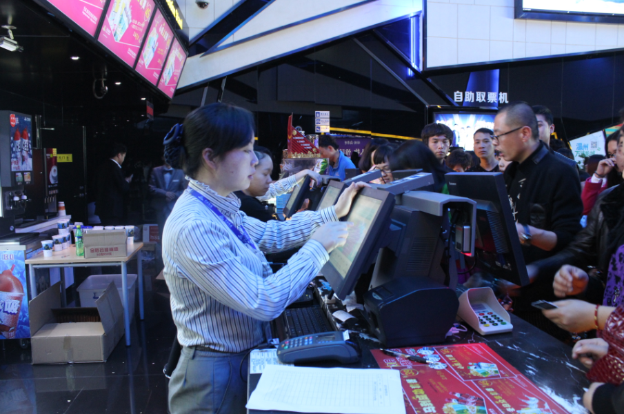 温州影城开启“爱你一世•爱一生一世”情侣专场活动 温州影城开启“爱你一世•爱一生一世”情侣专场活动