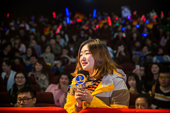 用日语提问观众